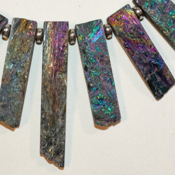 Natural Agate in Rainbow Hue Titanium Coating Pendant Necklace by Bocar - Picture 7 of 7